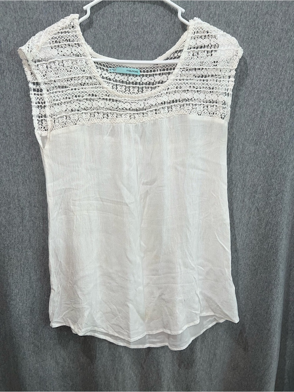 Maurices‎ White Crochet Yoke Sleeveless Blouse
